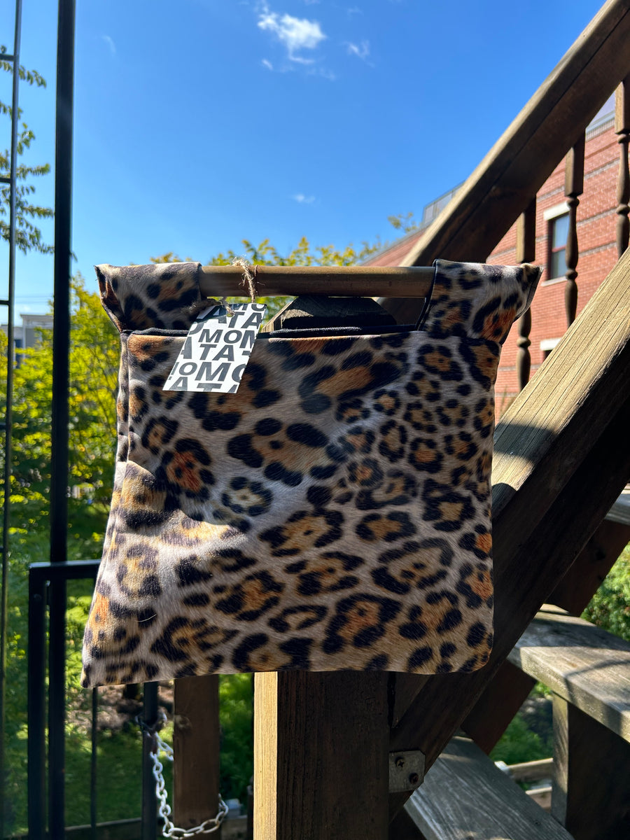 Handgefertigte Tasche, Leopard Beige.