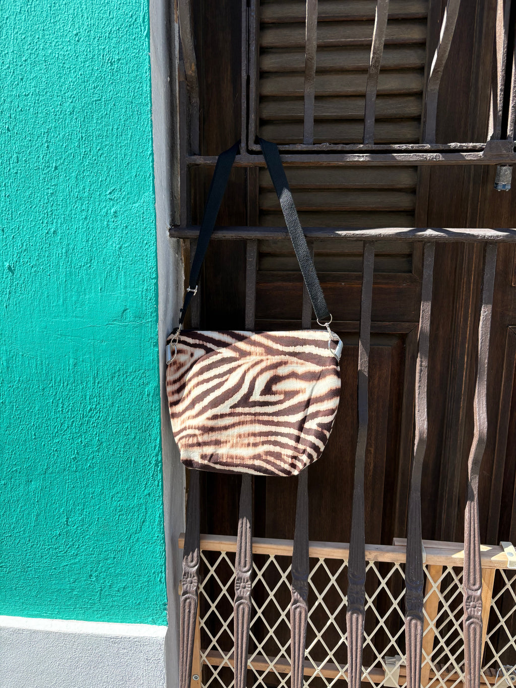 Crossbody bag, Café Zebra.