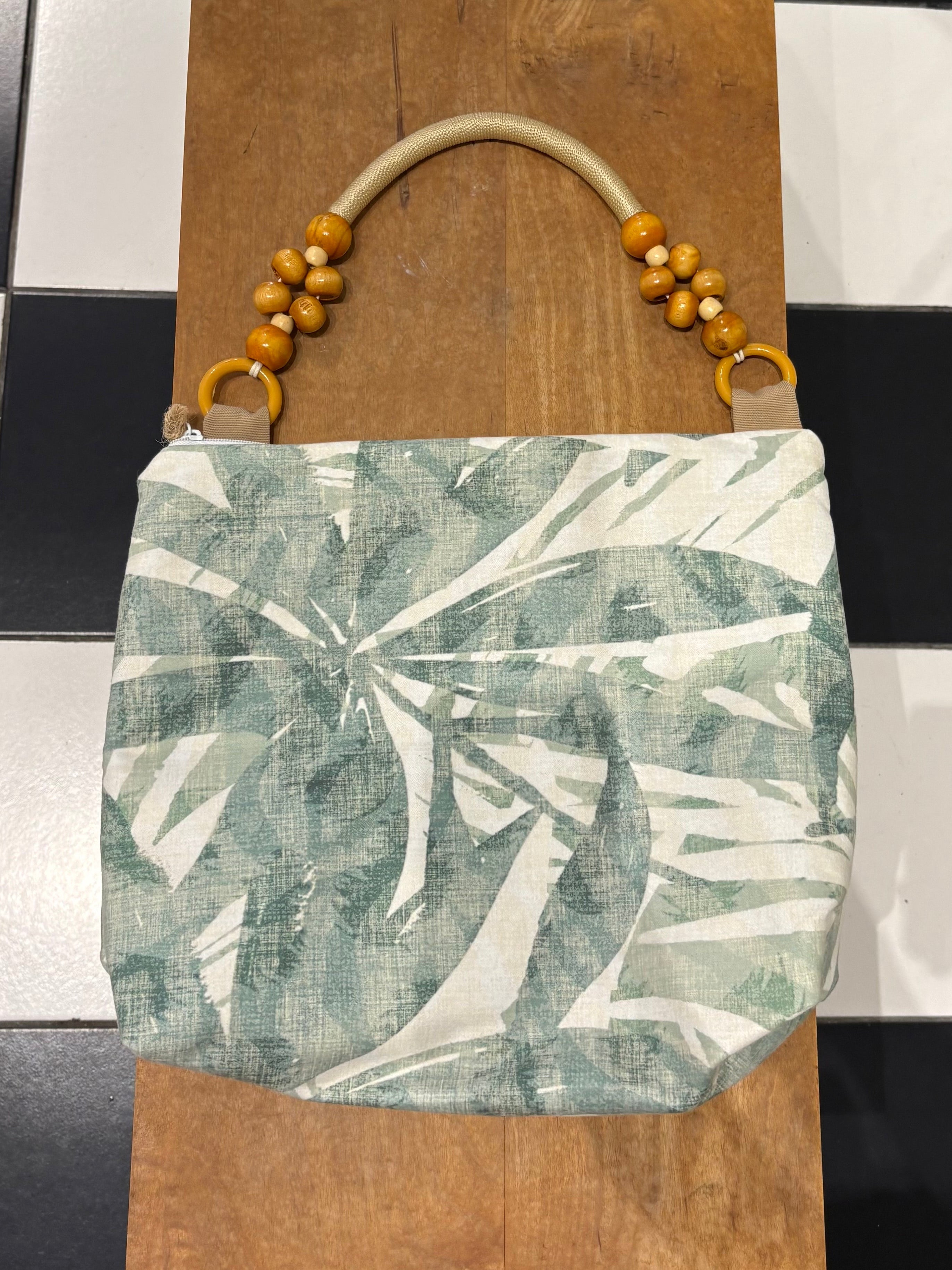 Handmade bag, Areca Palm.
