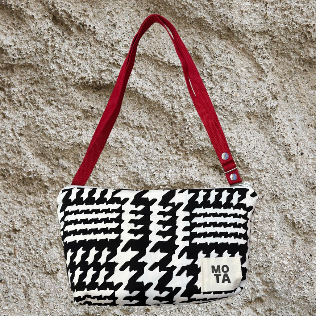 Crossbody bag, Black and White.