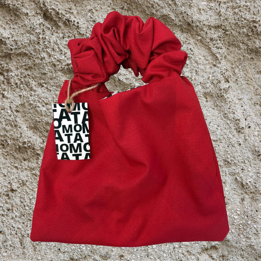 Scrunchie bag, Color Red.
