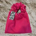 Scrunchie bag, Color Fucsia.