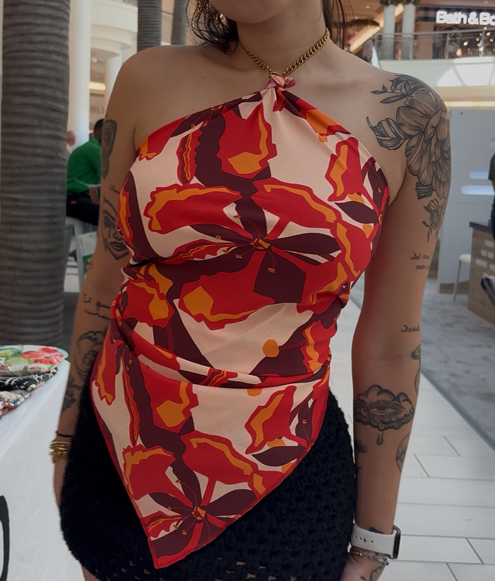 Un pañuelo con más de 3 opciones de usó.