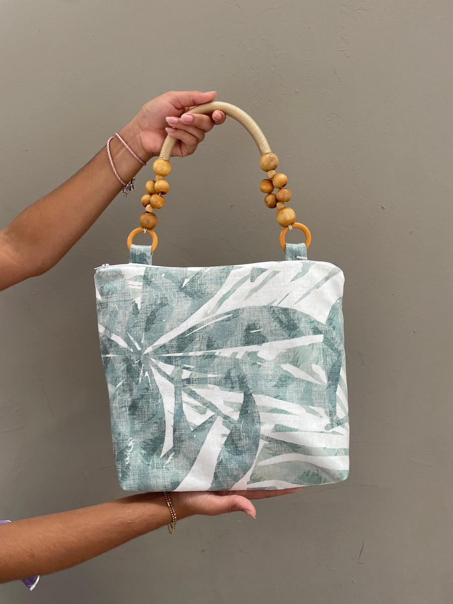 Handmade bag, Areca Palm.