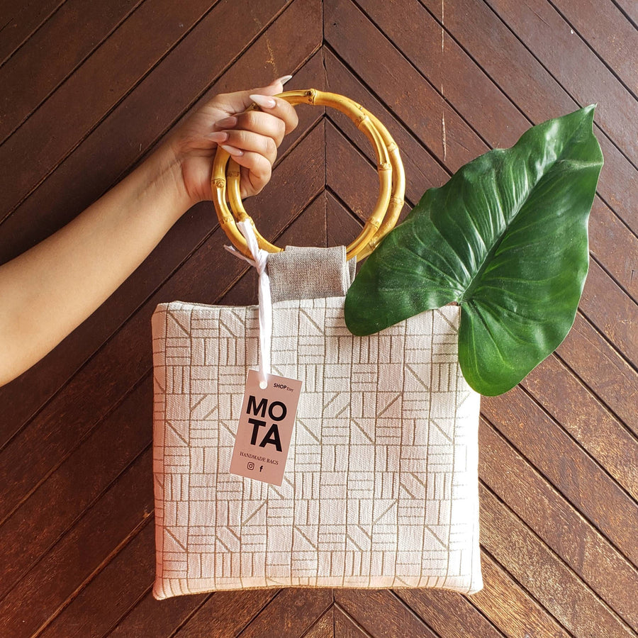 Handmade bag, Electro White.
